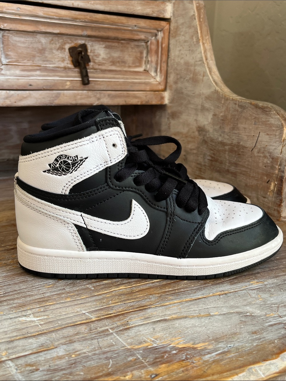 🖤 Nike Air Jordan 1 Retro High OG shoes Reverse Panda Size 1 Black White